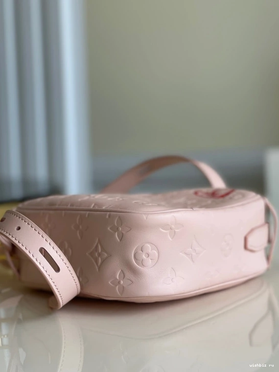 WIS LIMITED EDITION SAC - VUITTON LOUIS CŒUR 0727